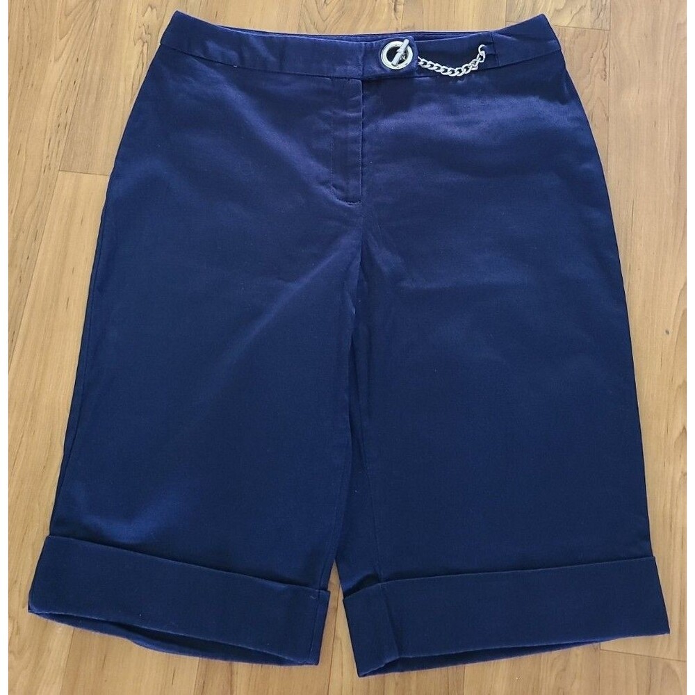 Jones Wear Studio Womens Walking Shorts w Metal Detail Stretch Cuffed Navy Blue